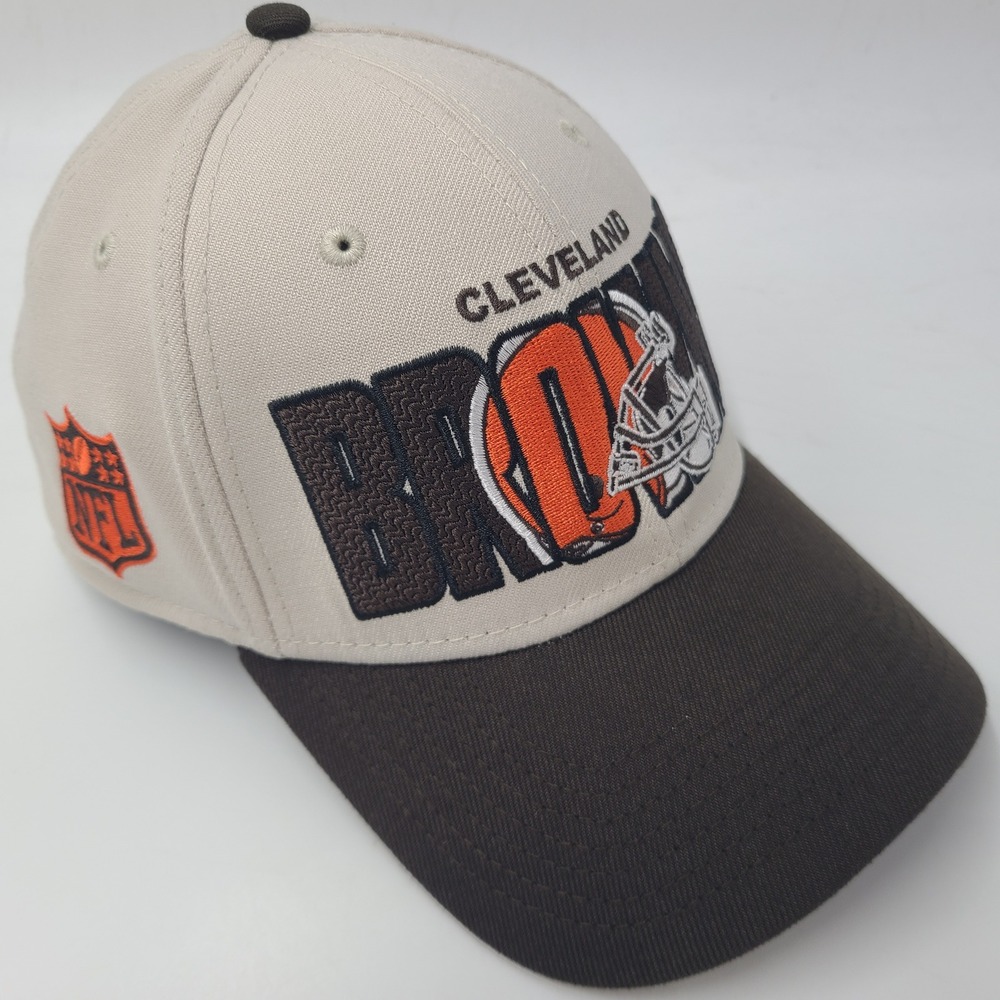 Cleveland Browns Hat Fitted L-XL New Era 39Thirty Beige Brown NFL Football Men